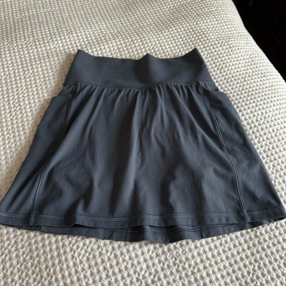 Skort with two pockets